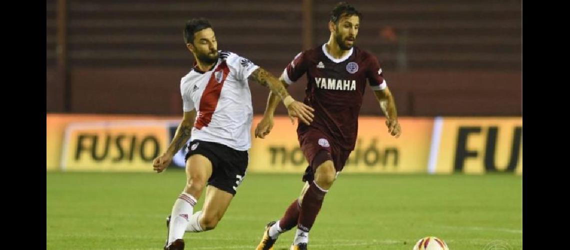 Facundo Quignon calificoacute como quotraroquot el partido que Lanuacutes perdioacute frente a Huracaacuten