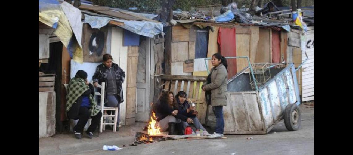 La pobreza aumentoacute en los uacuteltimos tres antildeos 