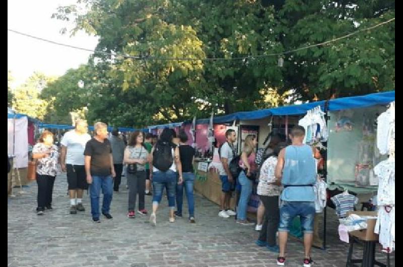 Se viene en Lomas una doble jornada del Mercado de Emprendedores