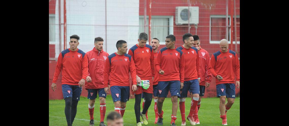 Los Andes se pondraacute a punto en Balcarce y luego trabajaraacute en el Gallardoacuten