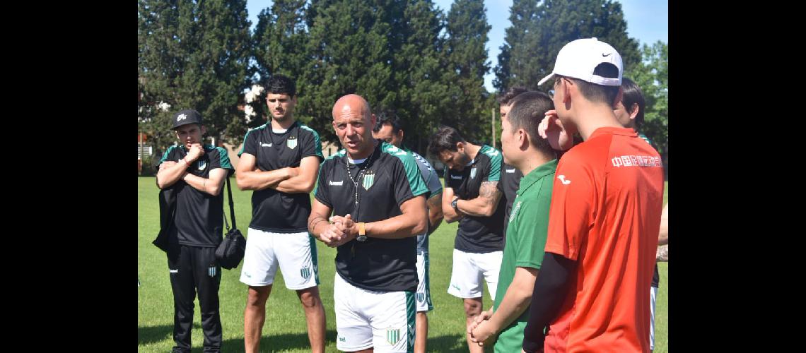 ldquoEstamos contentos porque los chicos que llegan a primera no hacen pasos en falsordquo afirmoacute donato