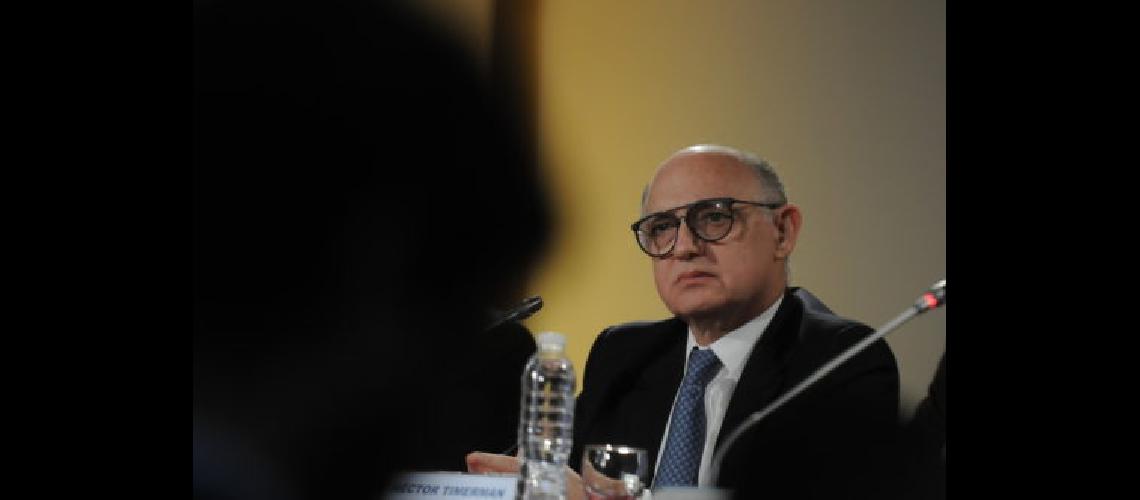 Fallecioacute el excanciller Heacutector Timerman