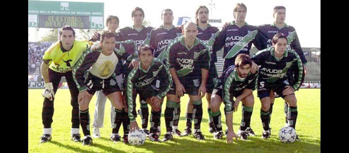 El Archu y Garrafa formaron parte del equipo que ascendioacute a Primera en cancha de Quilmes
