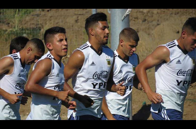 El Sub-20 argentino buscaraacute su primer triunfo frente a Ecuador