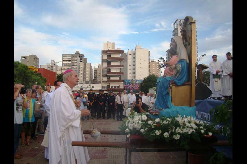 La ceremonia seraacute presidida por monsentildeor Jorge Lugones