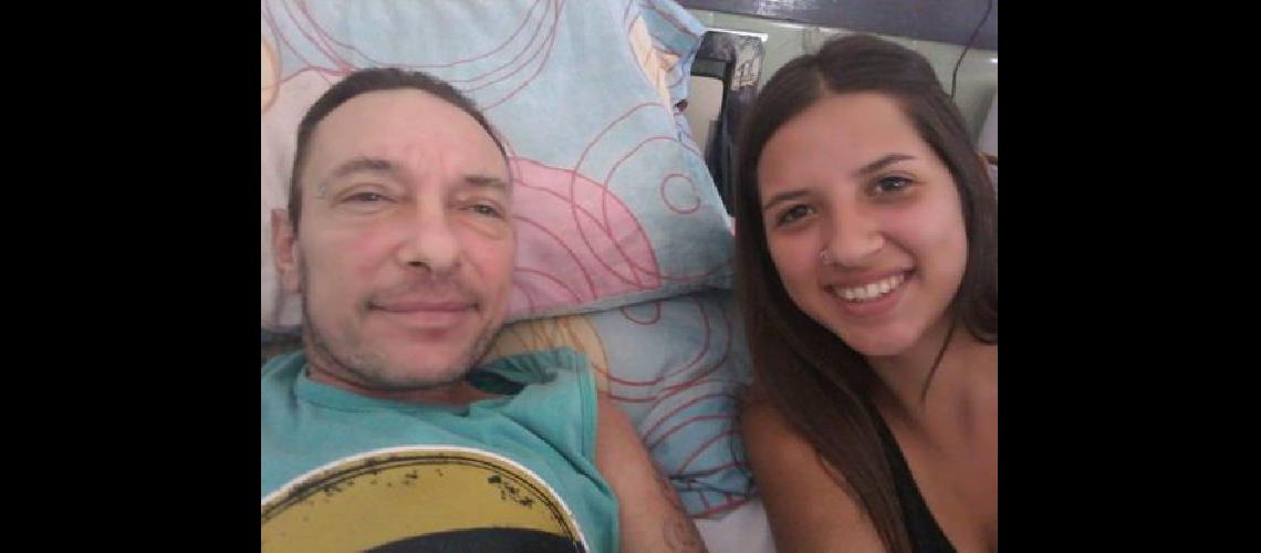 Perdioacute el celular con las fotos de su padre fallecido y apela a la solidaridad para encontrarlo