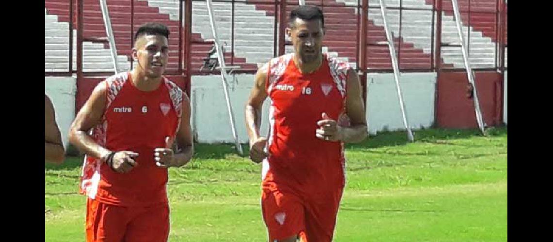 Briacutetez Ojeda y Valdez ya trabajan con normalidad