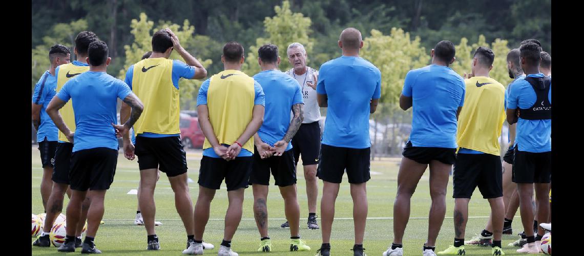 Alfaro mete mano en el equipo pensando en Godoy Cruz