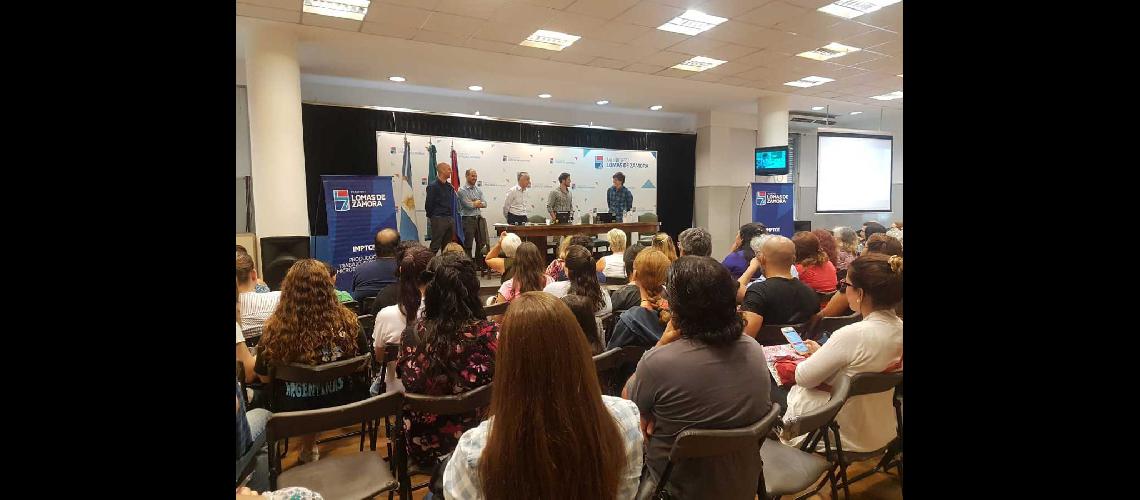 ya se realizaron dos capacitaciones en el saloacuten eva peroacuten