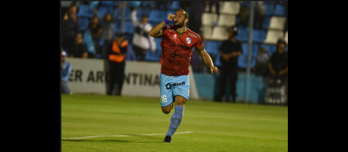 El uruguayo se acerca al Gasolero Este viernes se define
