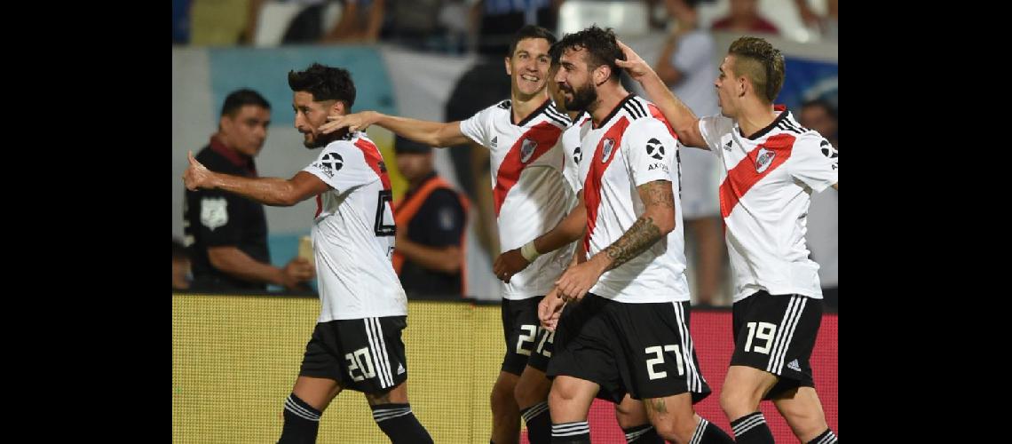 El Millonario quiere festejar en Liniers como lo hizo en Mendoza