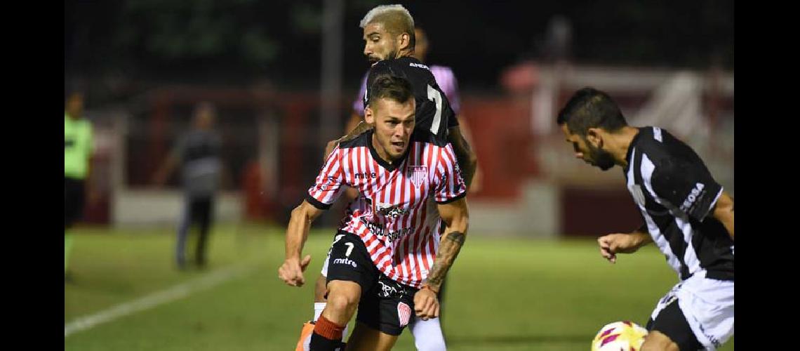 Lucas Chacana dijo que Los Andes debe ganar la mayoriacutea de los 12 partidos que restan