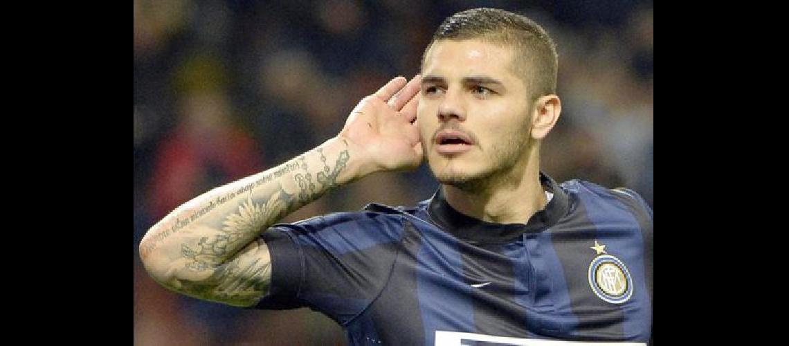 En medio del conflicto con el Inter Icardi no entrenoacute por una molestia en su rodilla