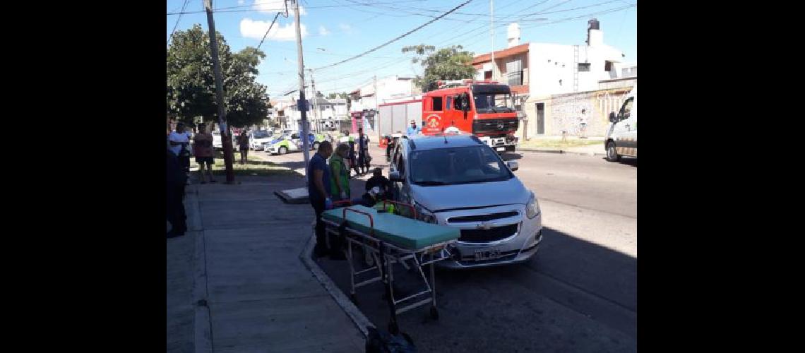 Tuvieron que trasladar a un hombre al gandulfo