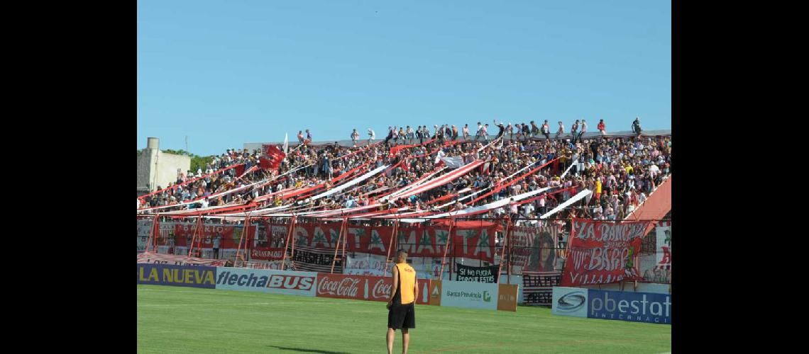 Los hinchas quieren copar el Gallardoacuten