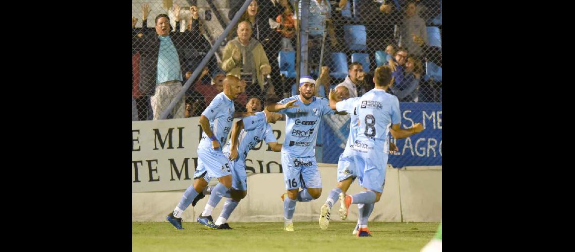 Guevgeoziaacuten jugaraacute de titular por primera vez en el antildeo