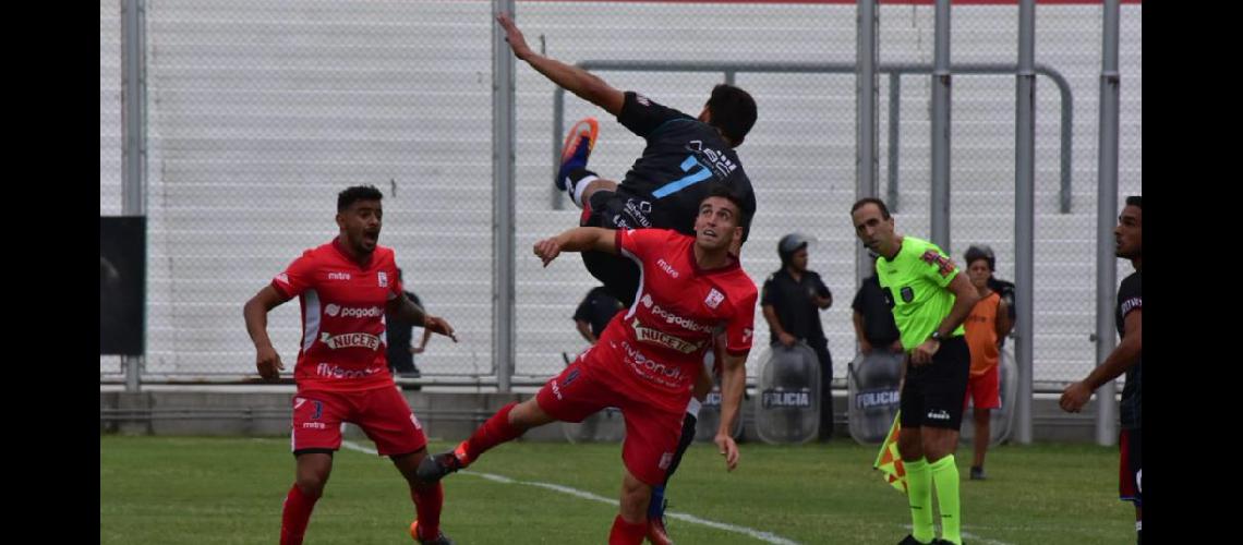 El equipo de Pablo Vico ganoacute en el Oeste se sigue trepando en la tabla de posiciones (Prensa Moroacuten)