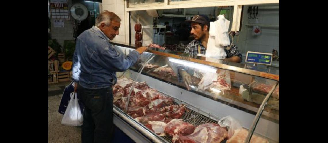 Cada vez menos familias acceden a los alimentos baacutesicos 