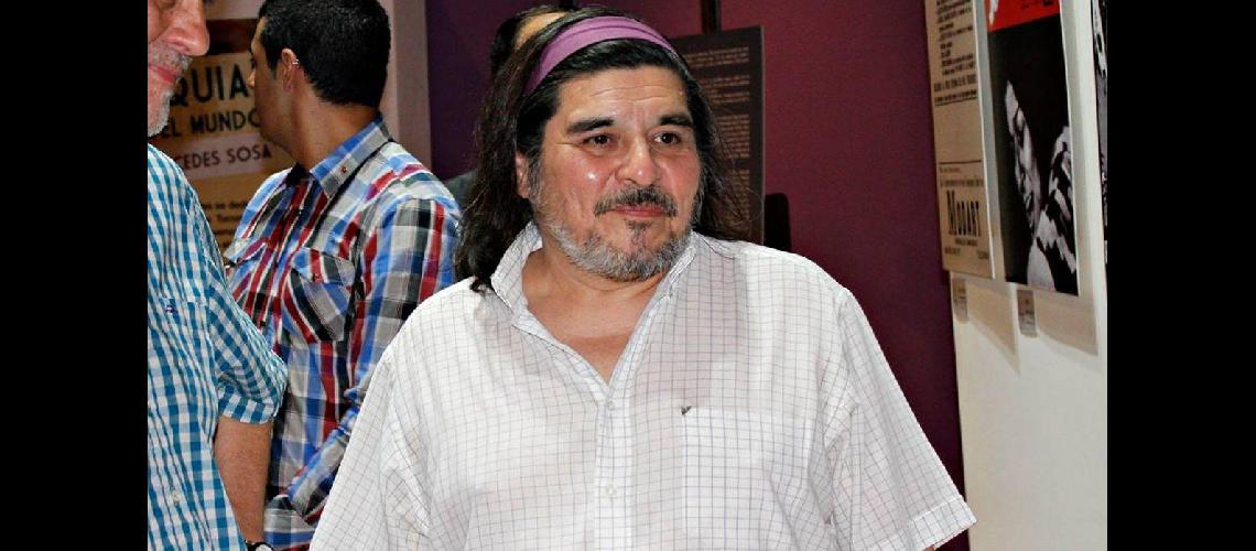 Fabiaacuten Matus uacutenico hijo de la cantante tucumana Mercedes Sosa fallecioacute el viernes a los 60 antildeos