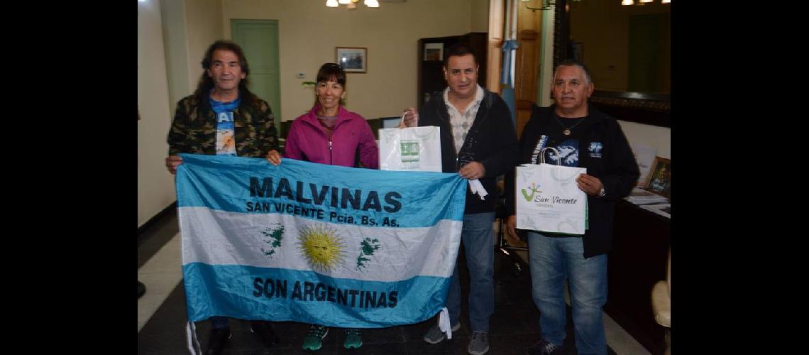 Maratonistas de San Vicente correraacuten en las Islas Malvinas