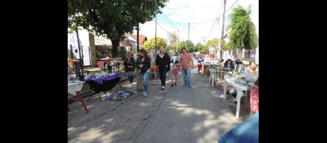 cada vez reciben a maacutes personas que llegan de todos los barrios 