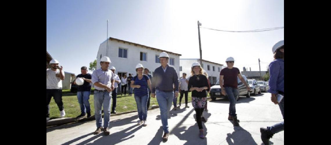 Avanza la construccioacuten de las primeras 244 viviendas sociales de Barrio Lindo