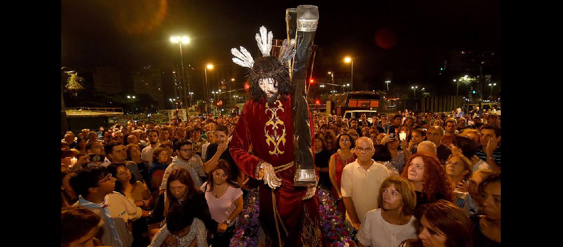 El Viacutea Crucis terminaraacute en la Plaza de Mayo