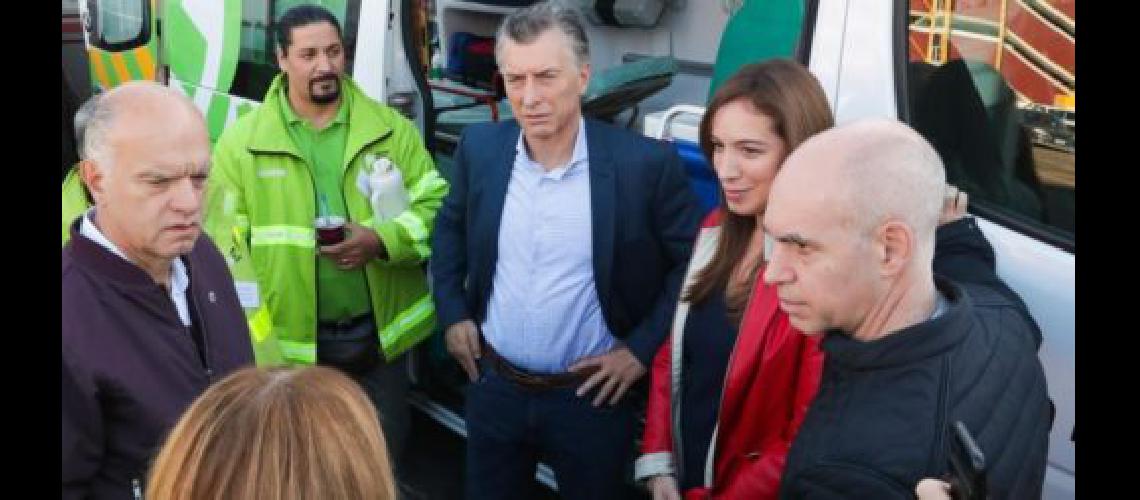 Macri se mostroacute con Vidal y Larreta en Lanuacutes para despejar dudas