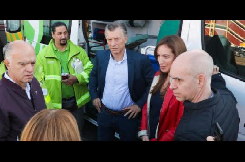 Macri se mostroacute con Vidal y Larreta en Lanuacutes para despejar dudas