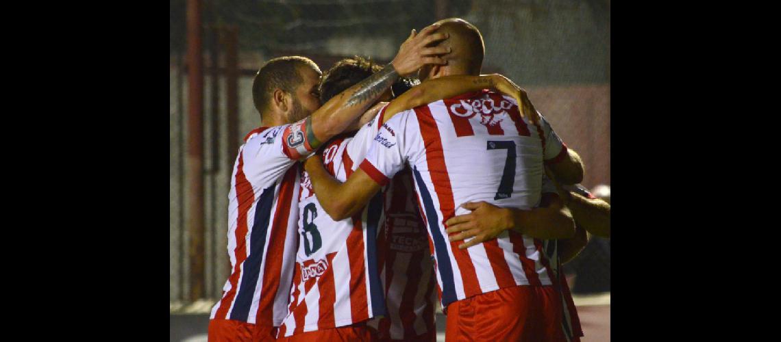 Talleres busca acercar al puacuteblico al Estadio