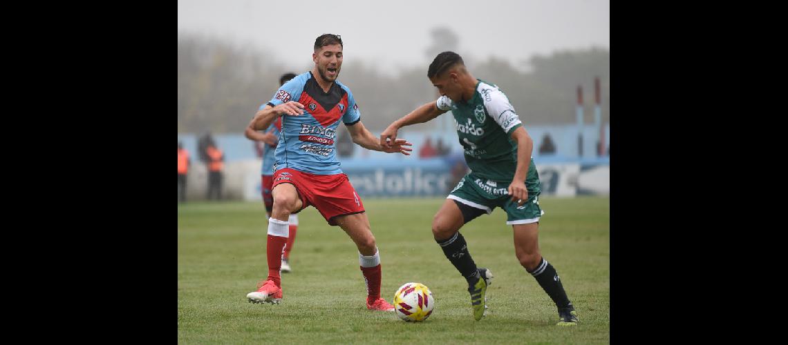 ldquoTe da bronca cuando ves la jugada del gol y te das cuenta que el jugador estaacute un metro adelantadoquot se quejoacute
