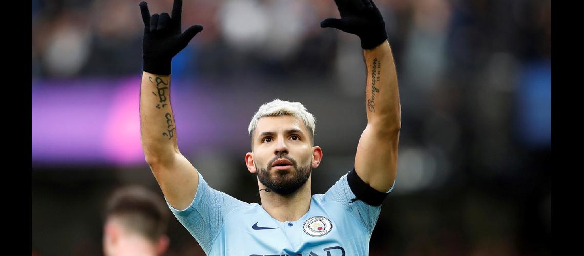 Aguumlero es la figura del Manchester City
