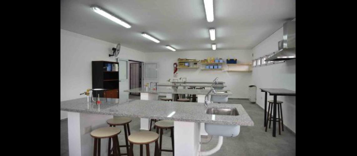 La Secundaria Nordm30 de Monte Grande cuenta con nuevo laboratorio