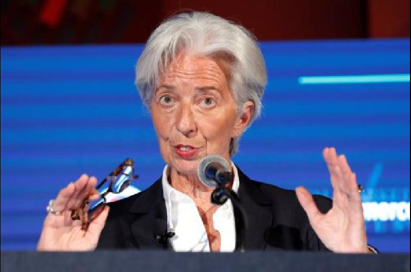Lagarde reconocioacute que el FMI subestimoacute la situacioacuten econoacutemica argentina
