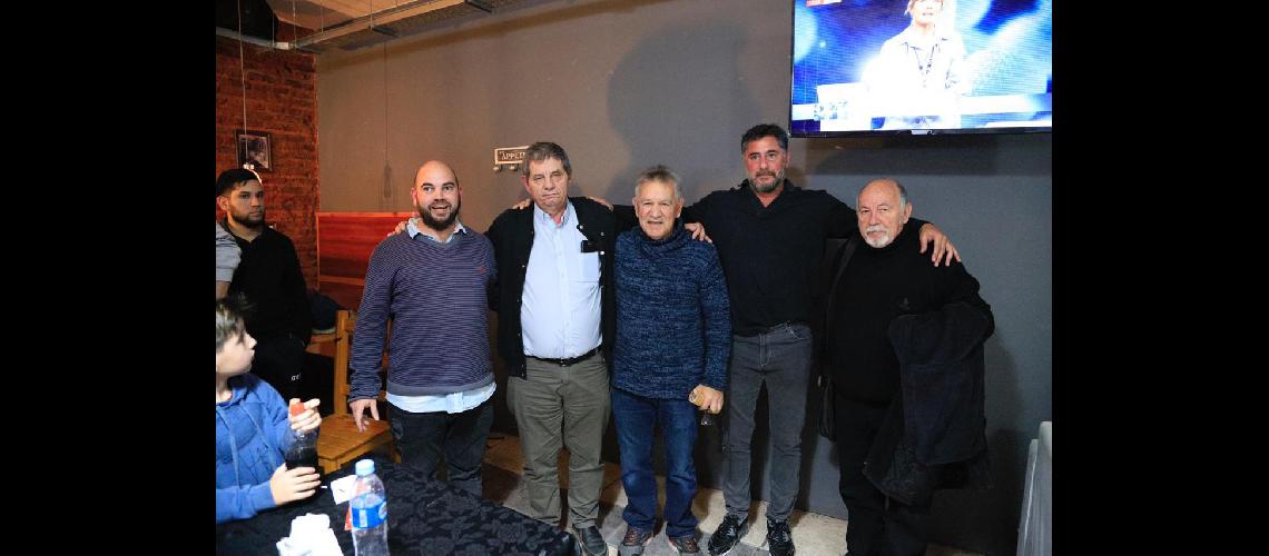 Vicente Rudi junto a Gabriel Pompei y Pedro Procopio en la presentacioacuten de la lista