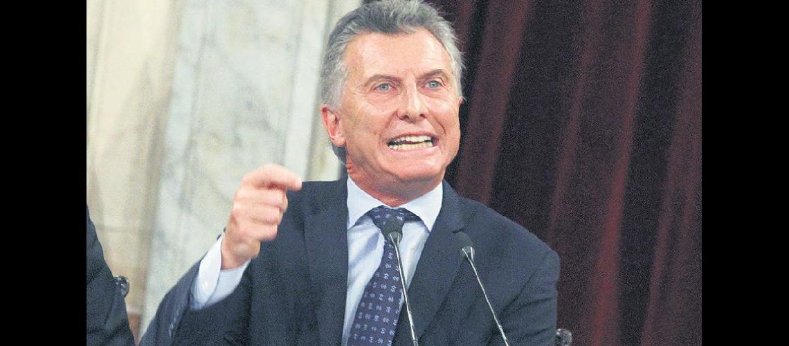 Denuncian a Macri por el histoacuterico apagoacuten- Es de una gravedad institucional nunca vista
