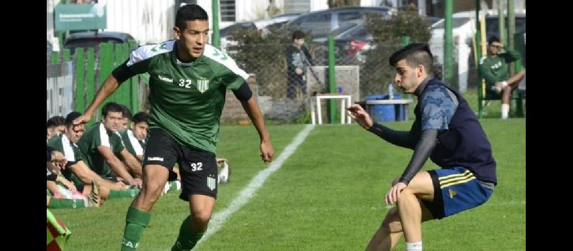 Banfield pone segunda ante Argentino de Merlo