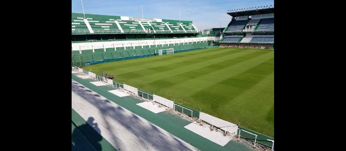 Avanzan los trabajos para modernizar la tribuna Mourintildeo