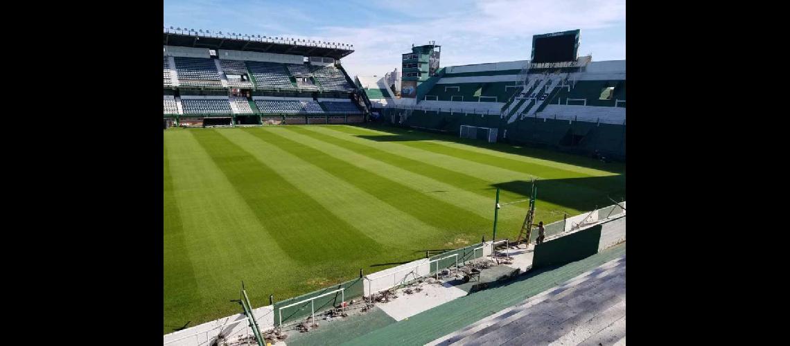 Avanzan los trabajos para modernizar la tribuna Mourintildeo