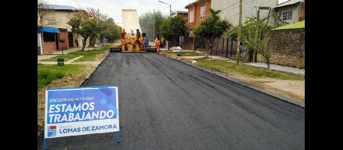 Nuevas obras de pavimentacioacuten y 100-en-porciento- de luces LED en Centenario