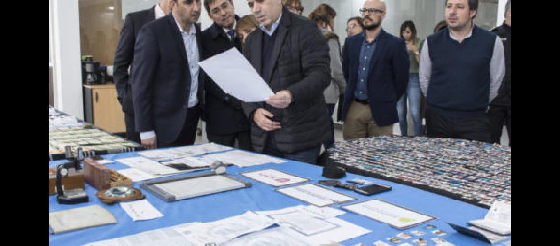 Se dedicaban a la confeccioacuten de diferentes tiacutetulos 