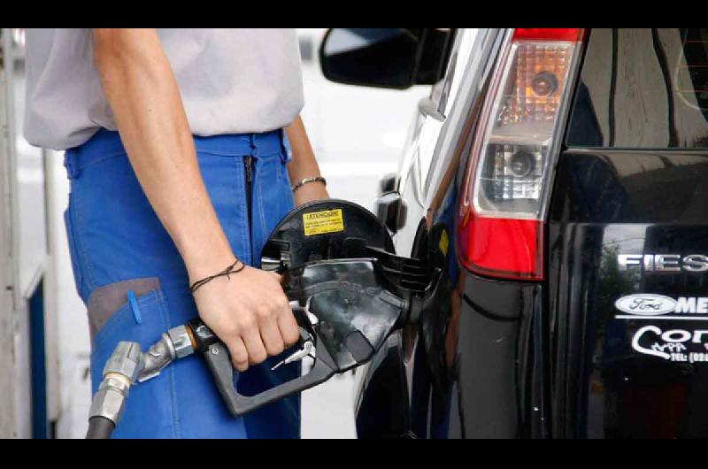 YPF aumentoacute el precio de sus naftas hasta 25-en-porciento-