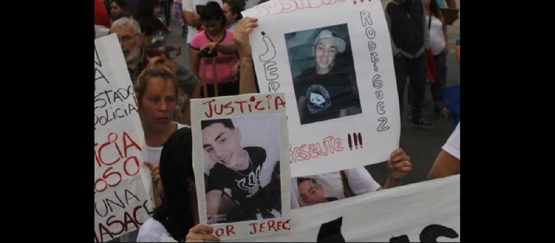 Masacre de Echeverriacutea- familiares elevan su reclamo a Diputados
