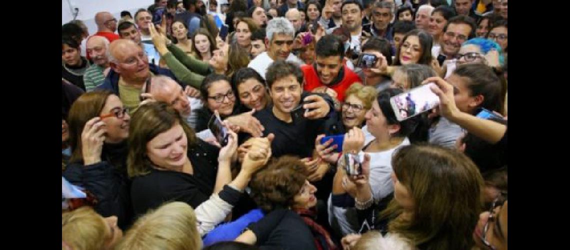 En el oficialismo reconocen que Vidal estaacute atraacutes de Kicillof en las encuestas