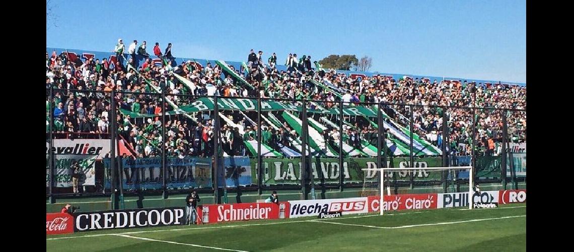 Banfield volveraacute al estadio de Arsenal con su puacuteblico