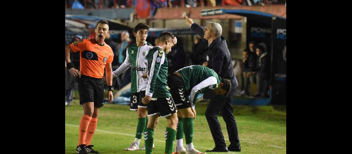 Hernaacuten Crespo- ldquoFuimos perjudicados en dos jugadas puntualesrdquo