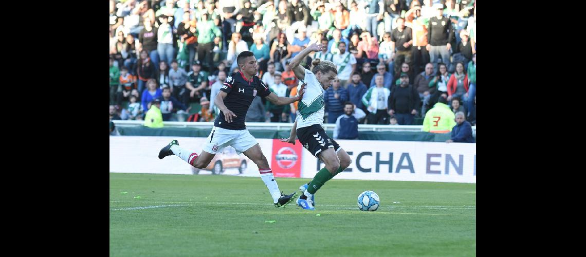 quotEl primer tiempo con Arsenal me gustoacute muchoquot valoroacute el volante