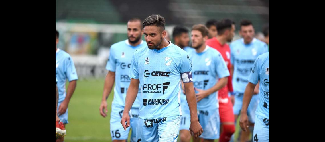 Temperley- siguen esperando una oferta por Demartini