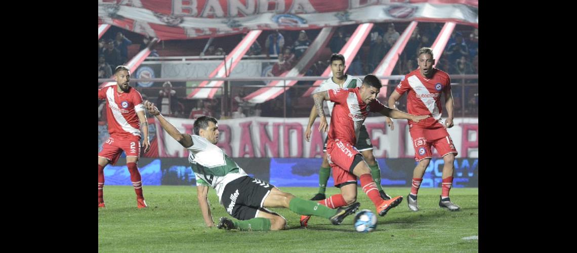 Civelli reconocioacute que quotno se jugoacute bienquot