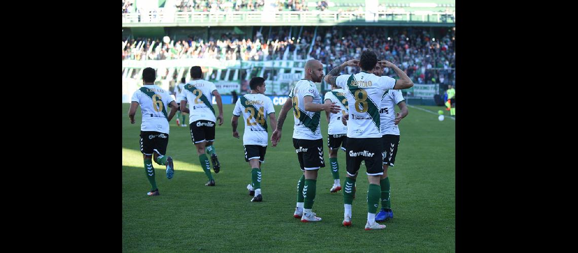 Banfield precisa un triunfo para tomar aire con los promedios
